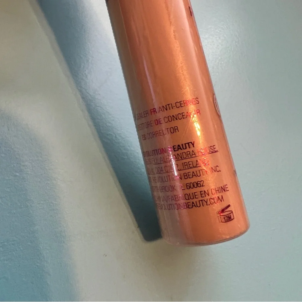 I Love Revolution Heart Breakers “Sesame” Concealer w/Coconut Extracts & Vitamin